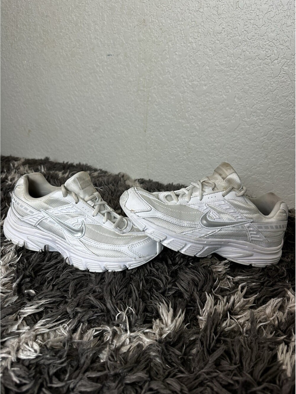 Nike V2K Run Metallic Silver White Sneakers FZ9020-100 Women Size 8.5